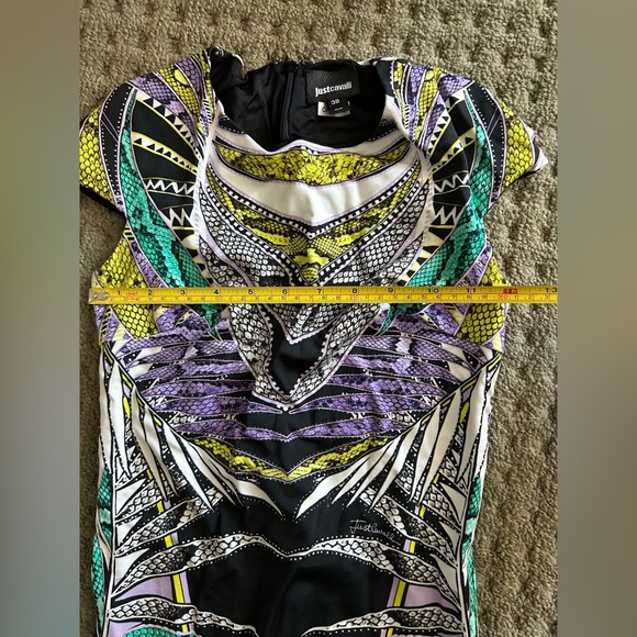 Just Cavalli dress. Made in Italy. Size Italian 38.
Black/ colorful. Worn once. - Picture 4 of 13